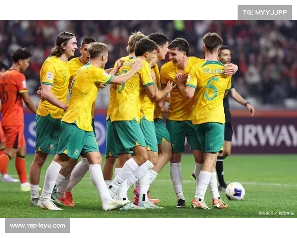 墨西哥足球文化符号的创新融合摔跤面具与足球展现独特民族精神